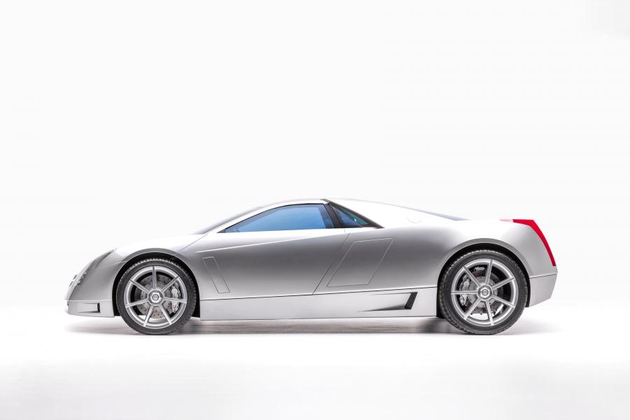  Cadillac Cien Concept 2002 года  (фото 19 из 50)